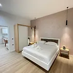 Arial Trinity ゲストハウス Vlorë