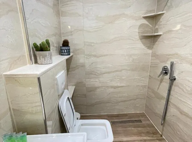 Guest house Arial Trinity 3*