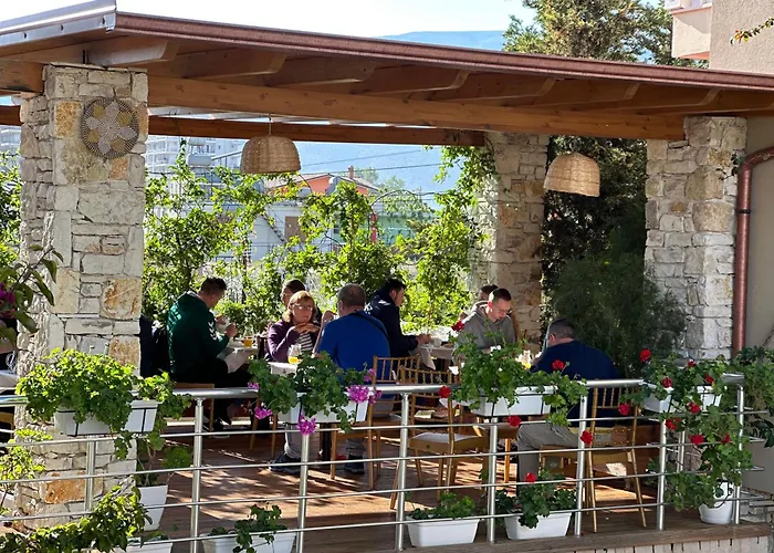 Guest house Arial Trinity