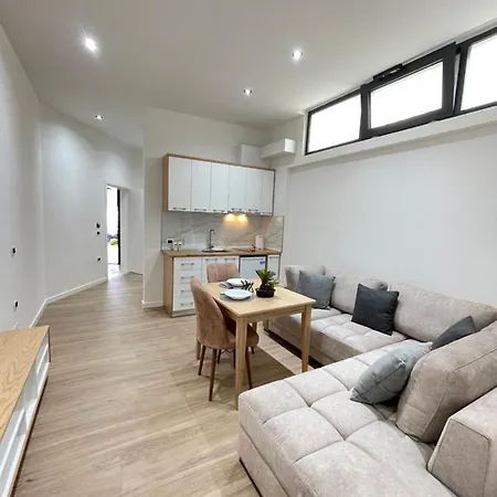 Arial Trinity Guest house Vlore