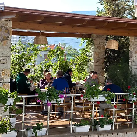 Guest house Arial Trinity