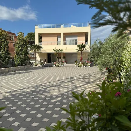 Arial Trinity Gasthuis Vlorë